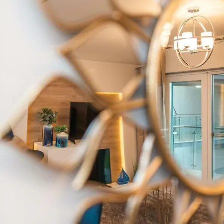 Admiral Blue Apartman - Hostaid Apartament