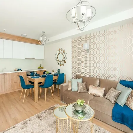 Admiral Blue Apartman - Hostaid * Siófok